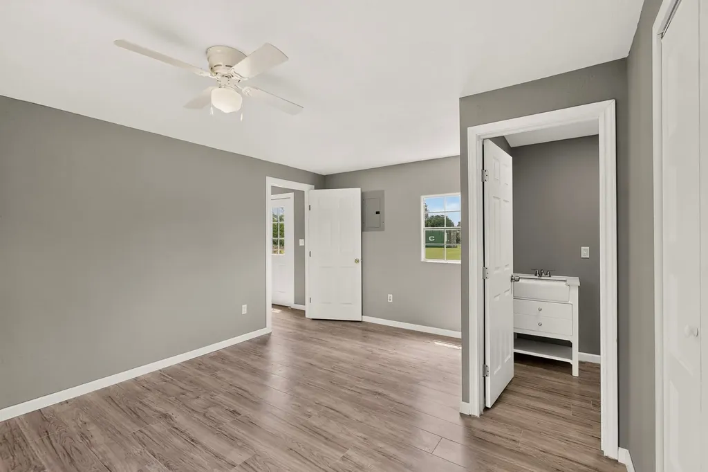 1657 E 2nd Street Cleburne TX 76031