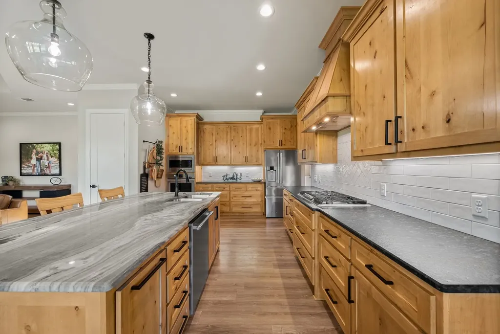 1909 County Road 3506 Bullard TX 75757