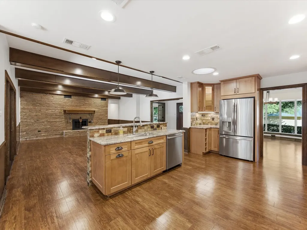 3717 Myrtle Springs Road Benbrook TX 76116