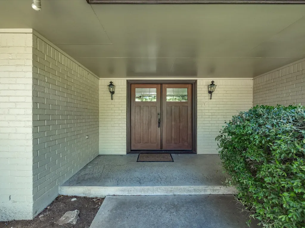 3717 Myrtle Springs Road Benbrook TX 76116
