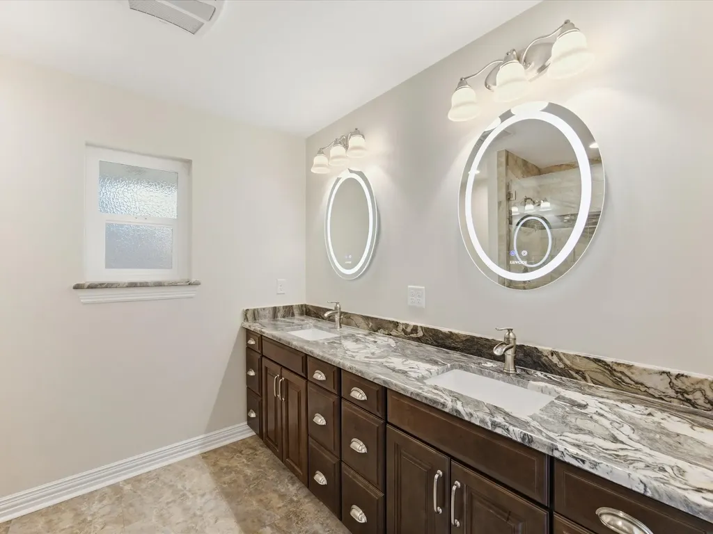 3717 Myrtle Springs Road Benbrook TX 76116