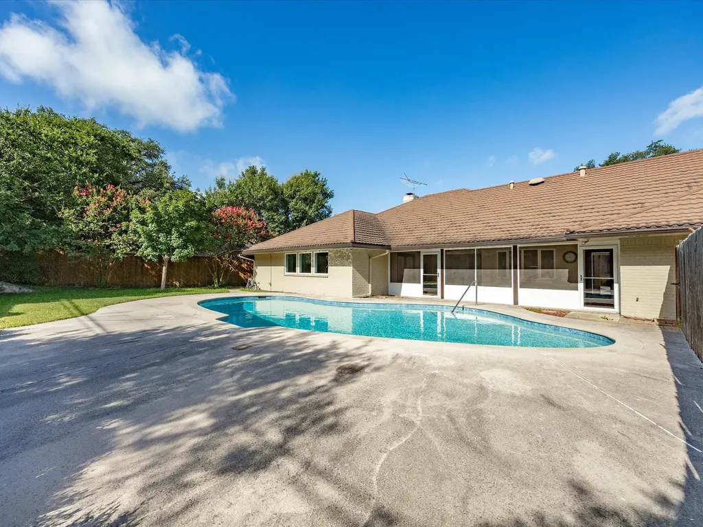 3717 Myrtle Springs Road Benbrook TX 76116