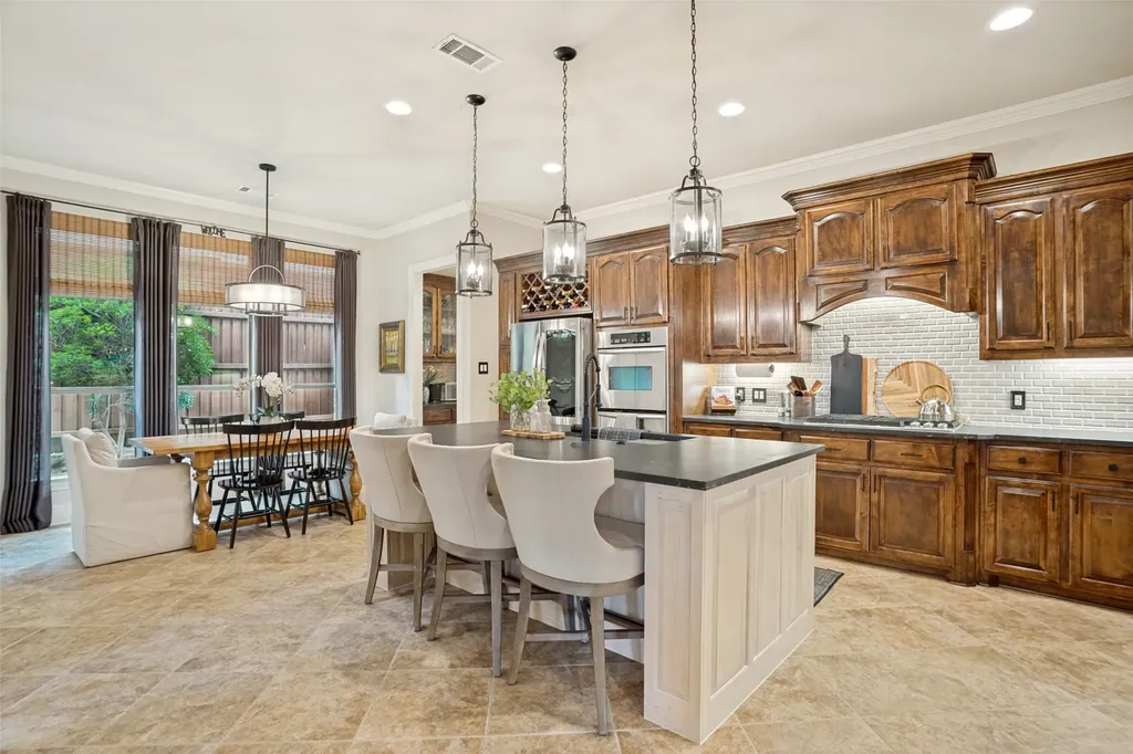 1225 Lambeth Lane Lewisville TX 75056