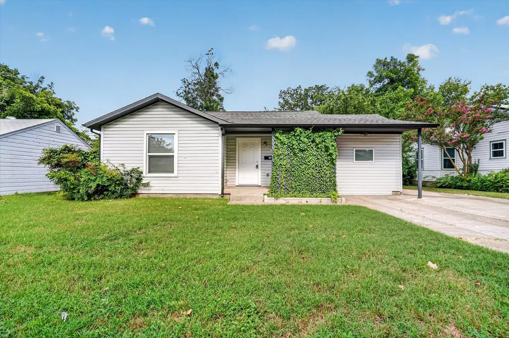 5016 Marks Place Fort Worth TX 76116