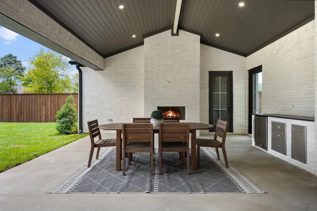 6930 Pemberton Drive Dallas TX 75230