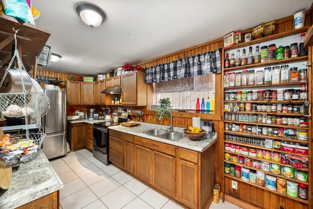 112 Love Street Fairfield TX 75840