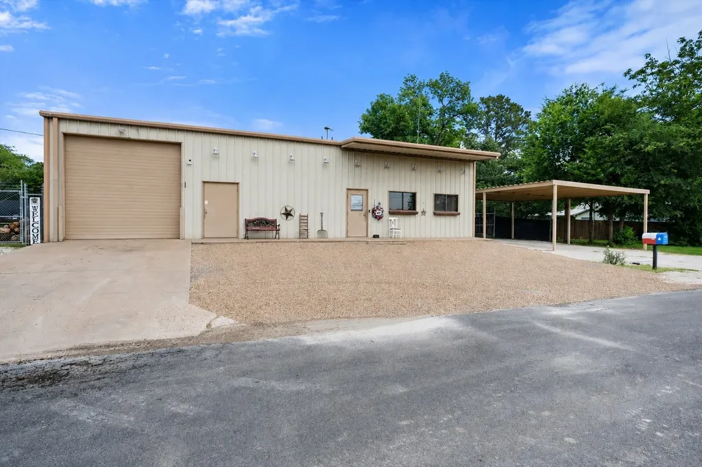 112 Love Street Fairfield TX 75840