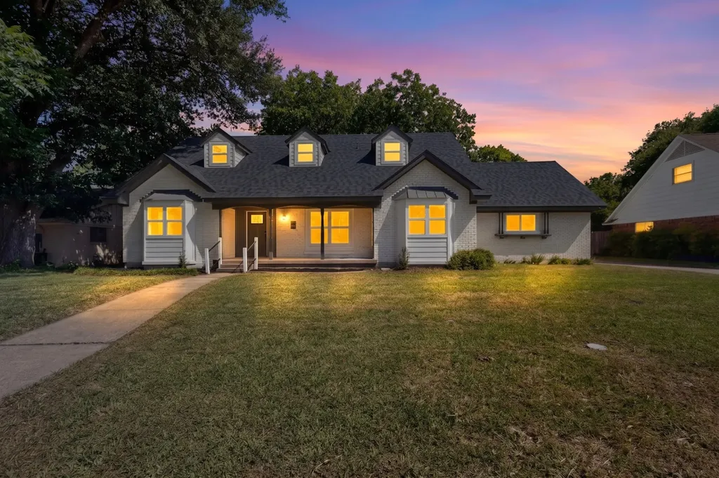 550 Glen Oaks Boulevard Dallas TX 75232