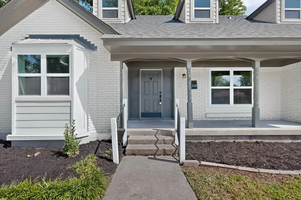550 Glen Oaks Boulevard Dallas TX 75232