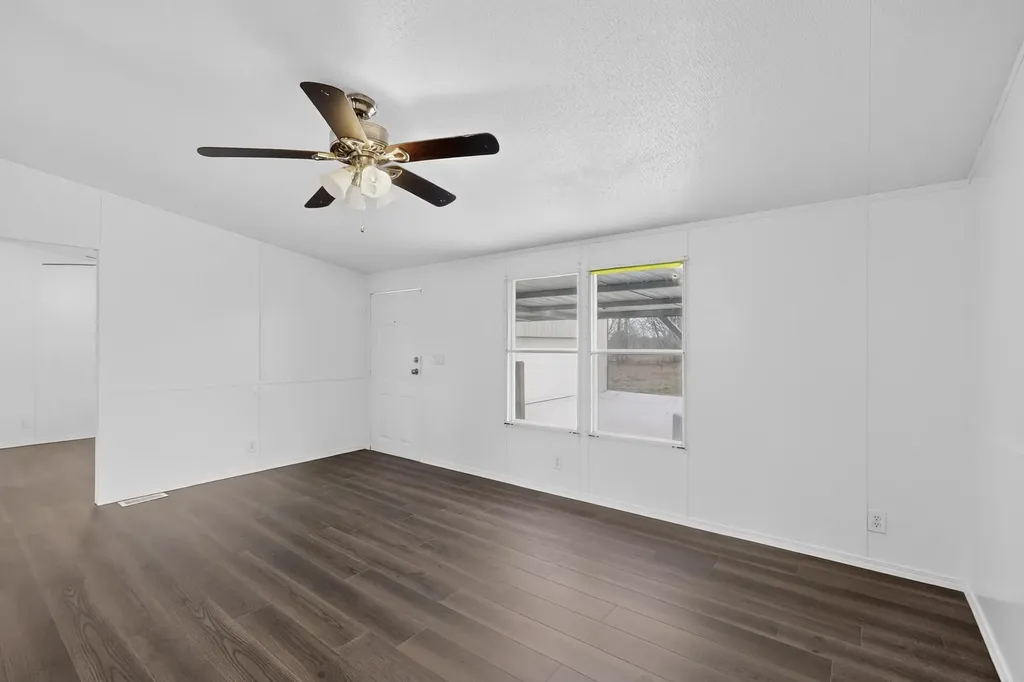 6553 Private Road 2270 Quinlan TX 75474