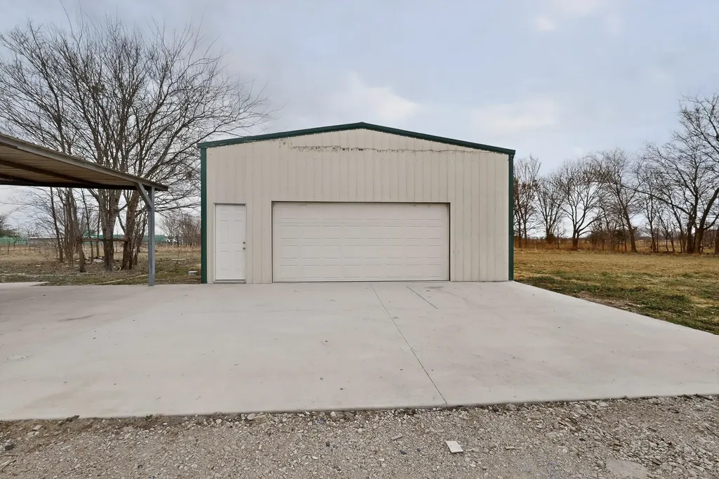 6553 Private Road 2270 Quinlan TX 75474