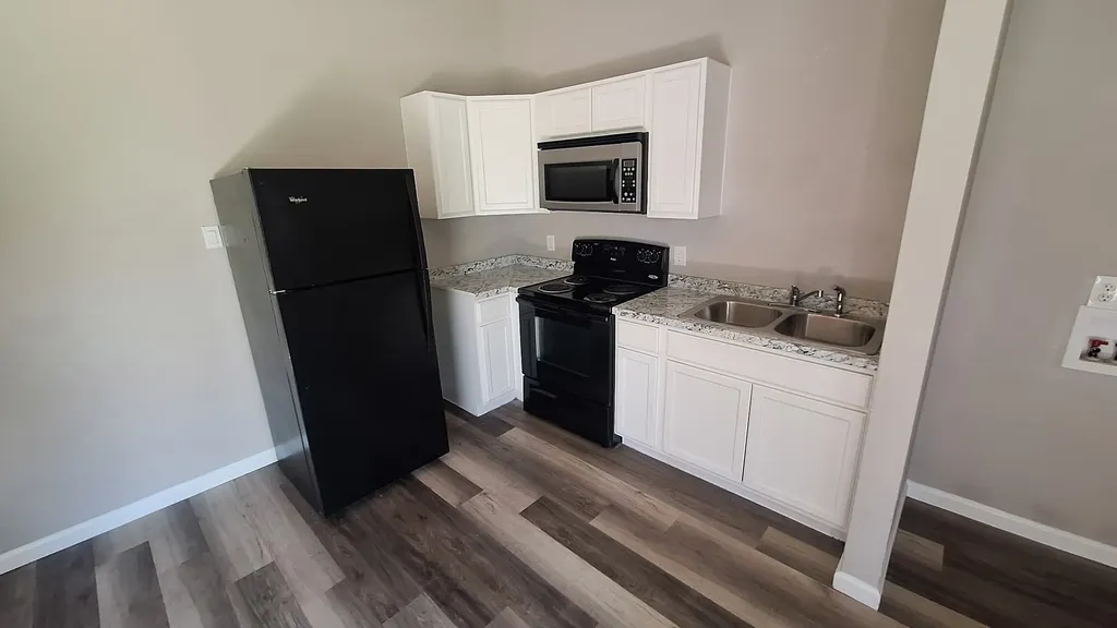 257 Linda Lee Loop Whitney TX 76692
