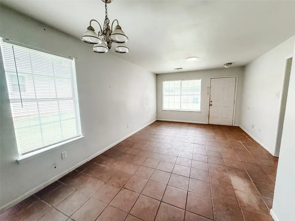 816 N Throckmorton Street Sherman TX 75090