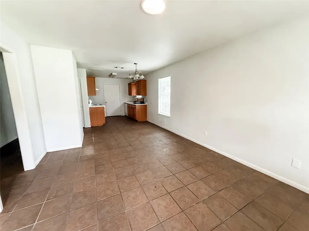 816 N Throckmorton Street Sherman TX 75090