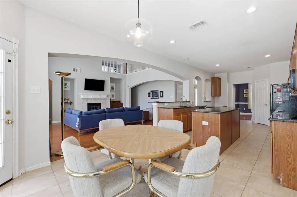 4588 Mountain Laurel Drive Grand Prairie TX 75052