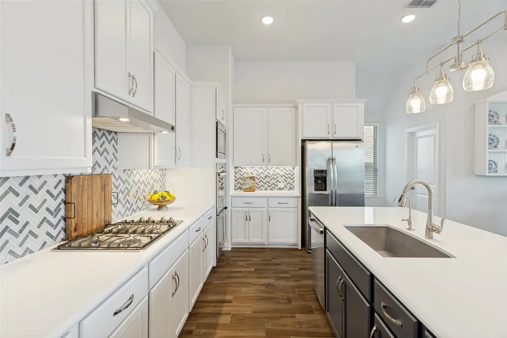 6413 Dolan Falls Drive Argyle TX 76226