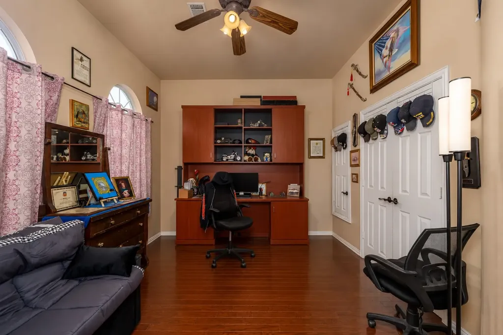 100 Manders Court Runaway Bay TX 76426