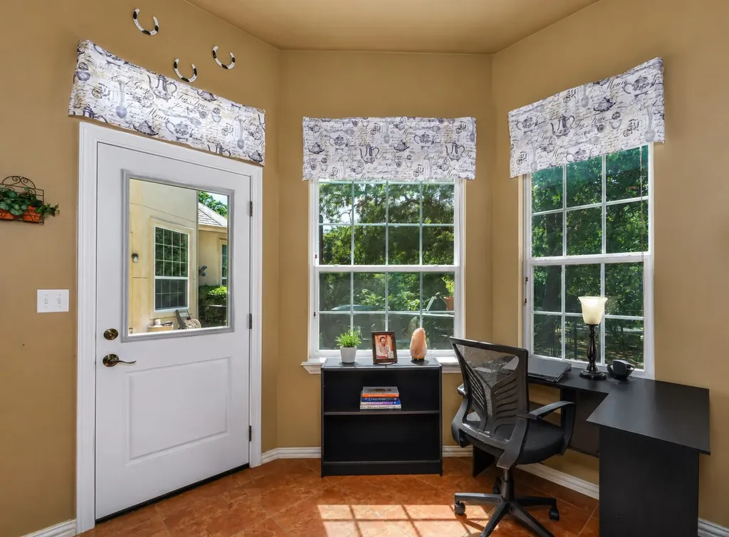 100 Manders Court Runaway Bay TX 76426
