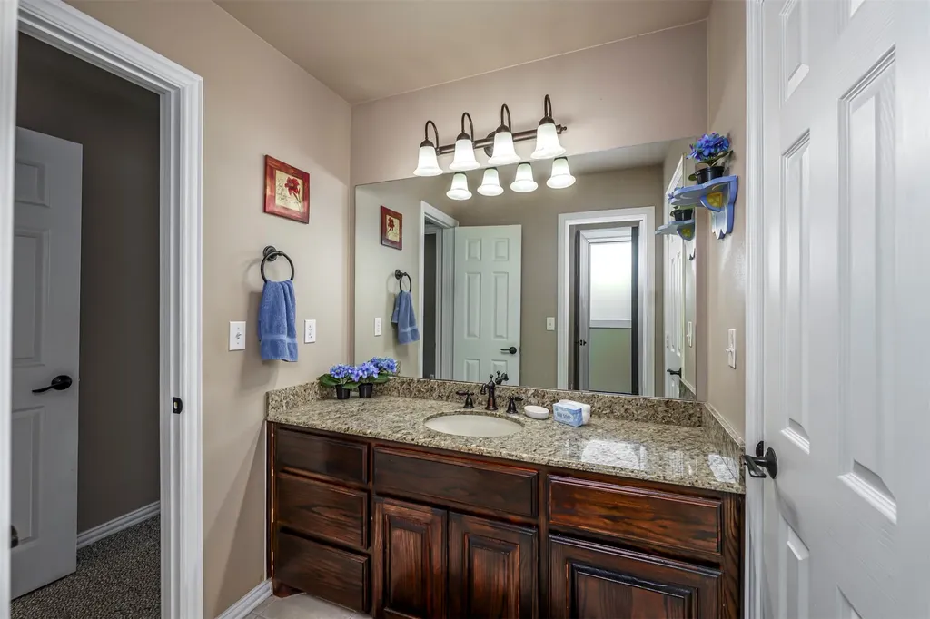 100 Manders Court Runaway Bay TX 76426
