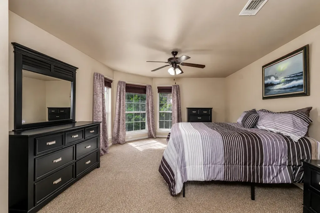 100 Manders Court Runaway Bay TX 76426