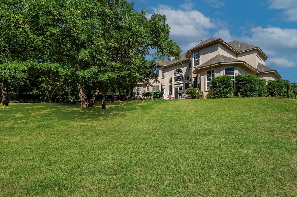 100 Manders Court Runaway Bay TX 76426