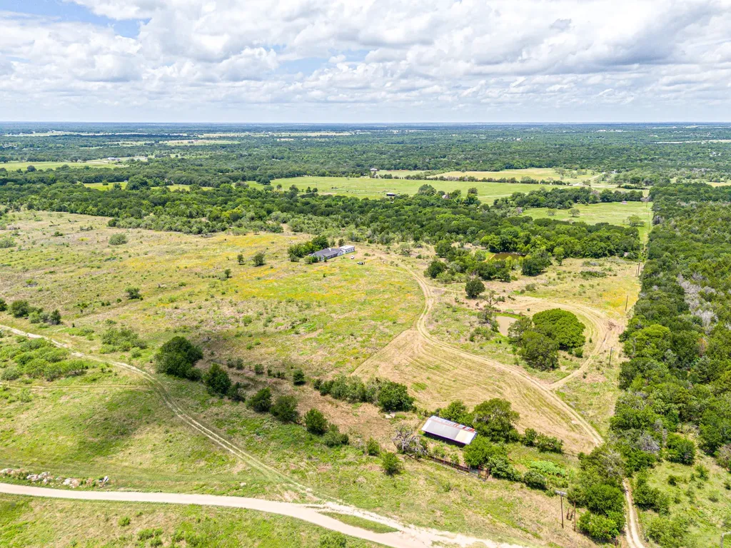 6222 SW County Road 0050 Corsicana TX 75110