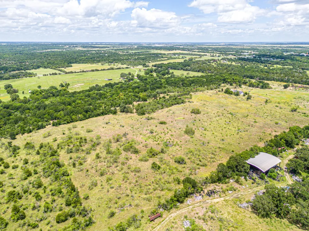 6222 SW County Road 0050 Corsicana TX 75110