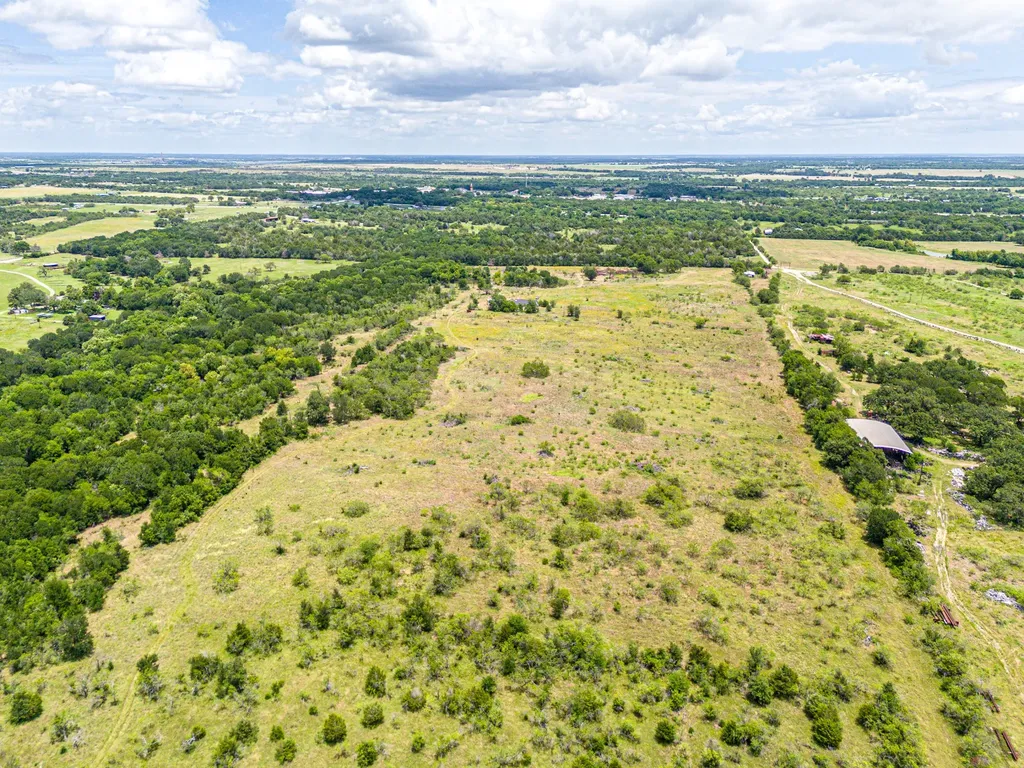 6222 SW County Road 0050 Corsicana TX 75110