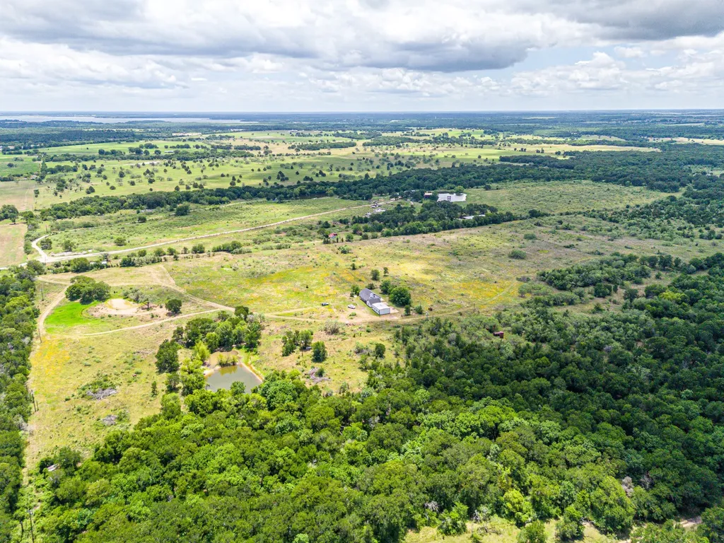 6222 SW County Road 0050 Corsicana TX 75110