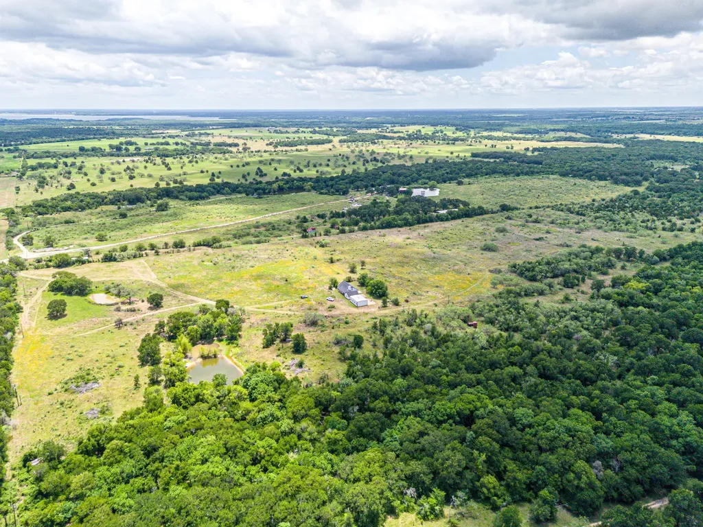 6222 SW County Road 0050 Corsicana TX 75110