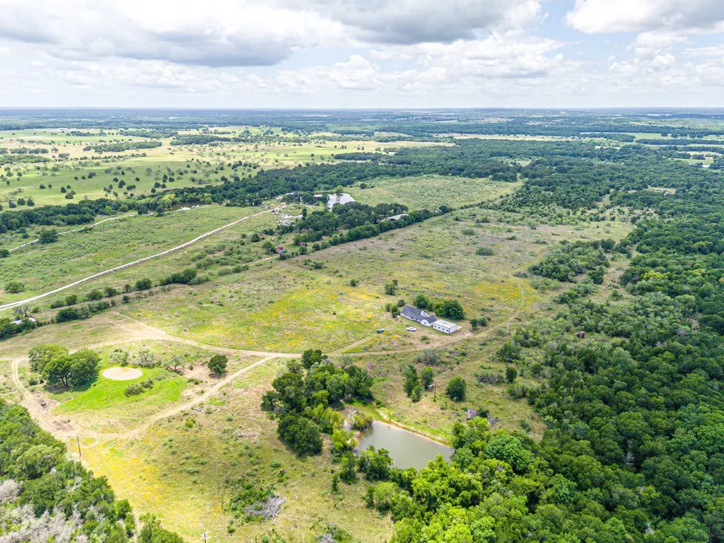 6222 SW County Road 0050 Corsicana TX 75110