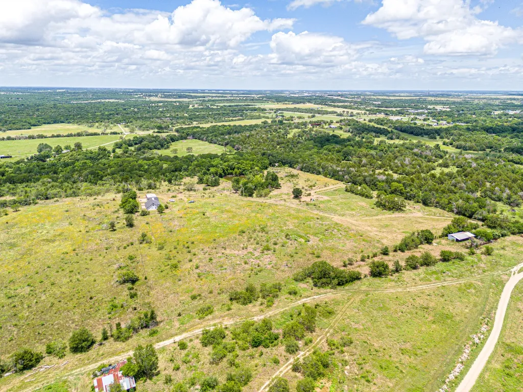 6222 SW County Road 0050 Corsicana TX 75110
