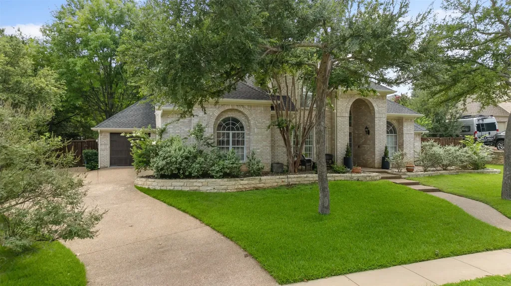 1610 Fairway Drive Corinth TX 76210