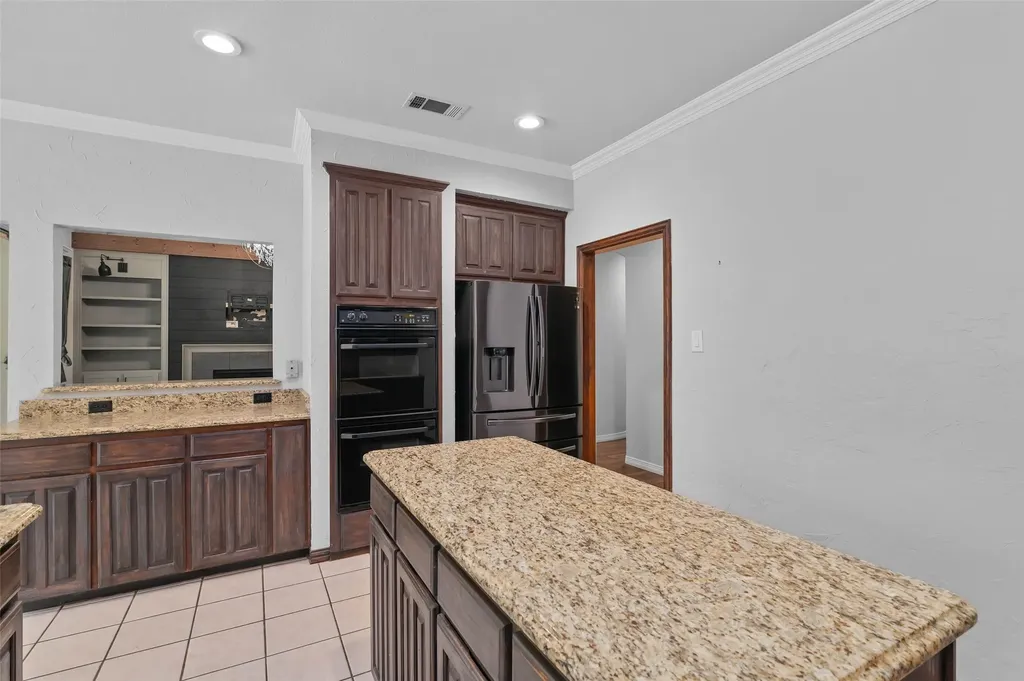 1610 Fairway Drive Corinth TX 76210