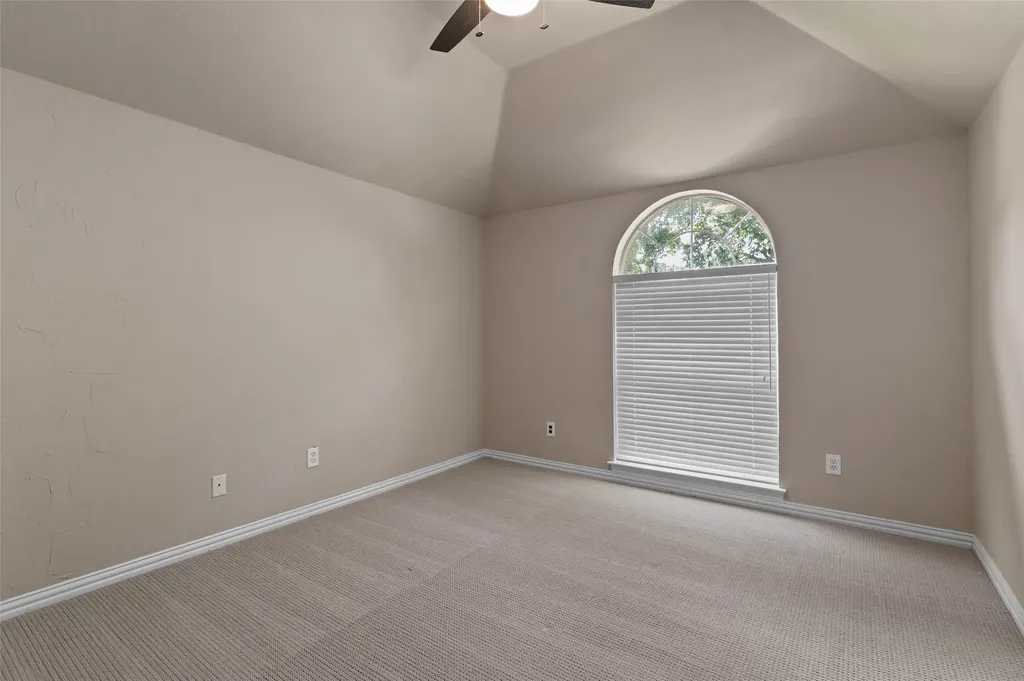 1610 Fairway Drive Corinth TX 76210