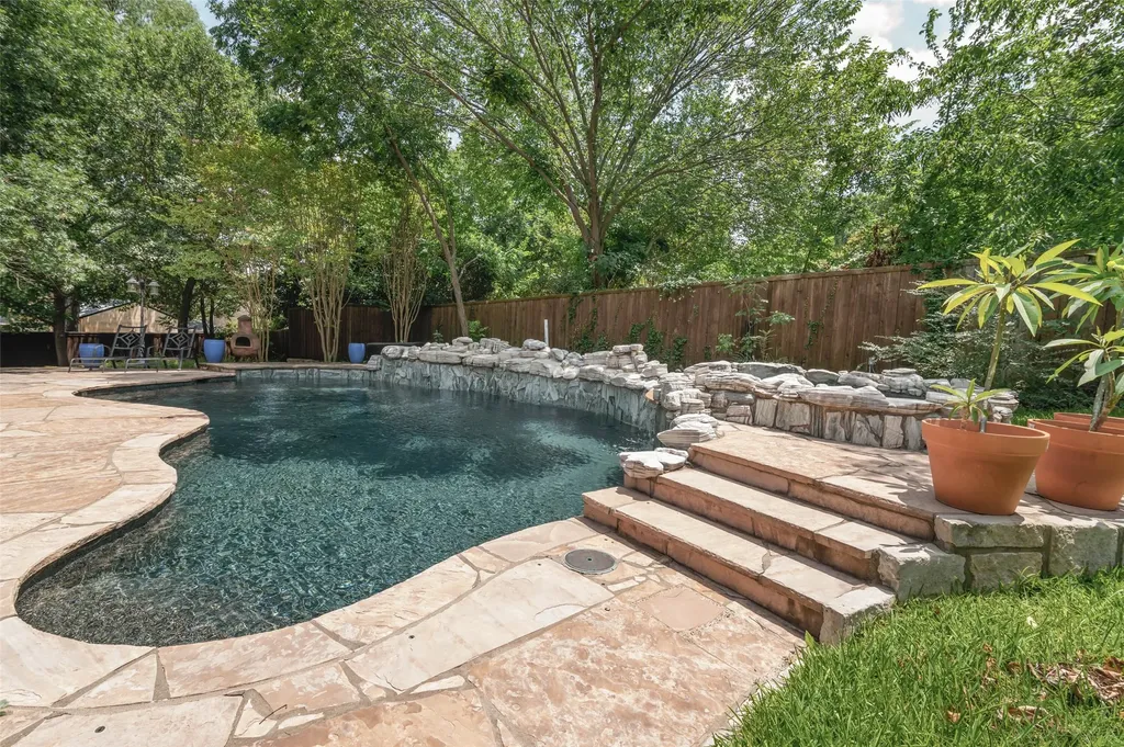 1610 Fairway Drive Corinth TX 76210