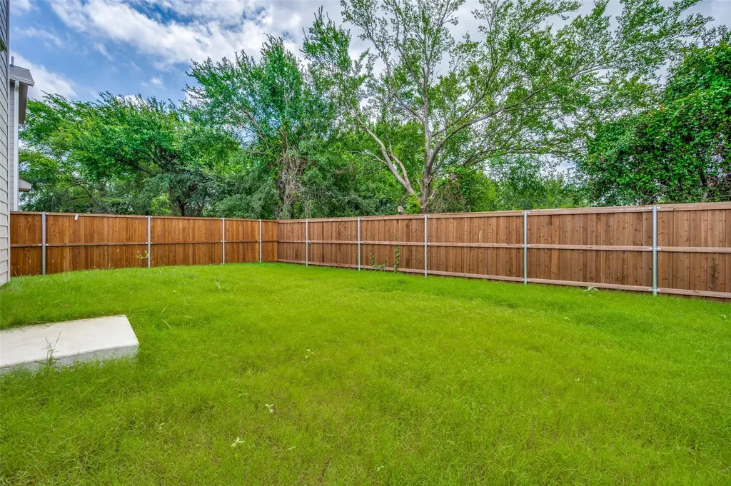 12104 Steeplechase Drive Providence Village TX 76227
