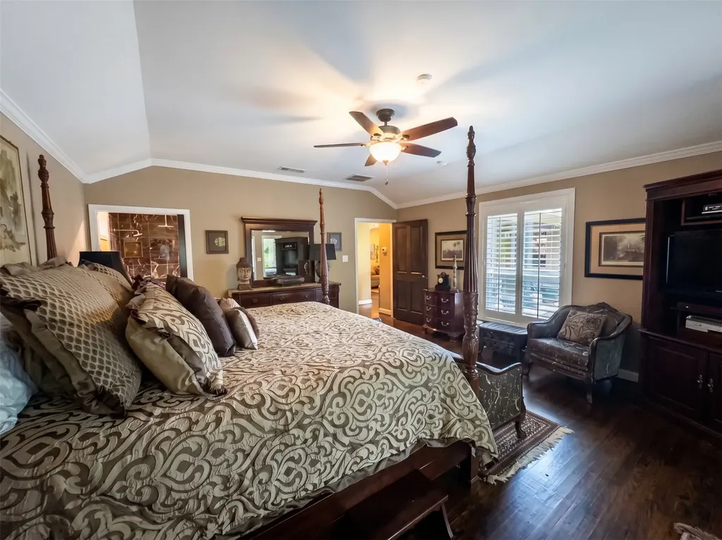 622 Ridgecrest Drive Irving TX 75060