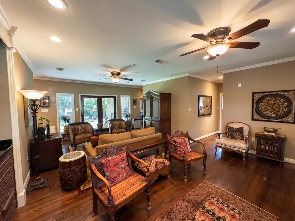 622 Ridgecrest Drive Irving TX 75060