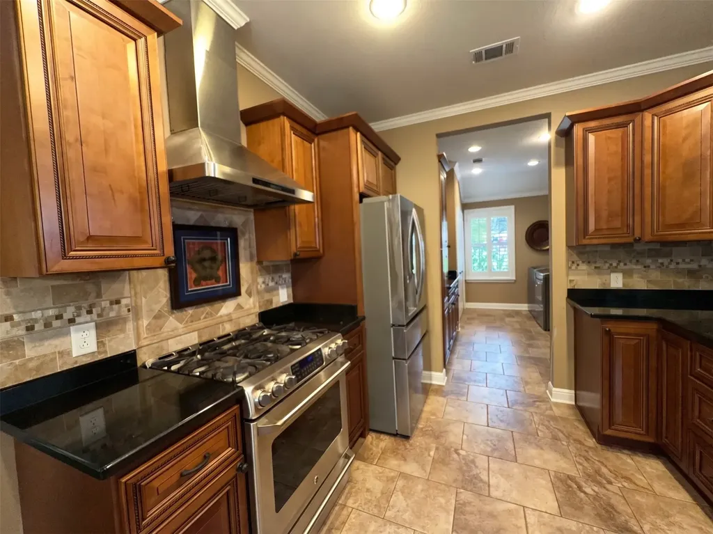 622 Ridgecrest Drive Irving TX 75060