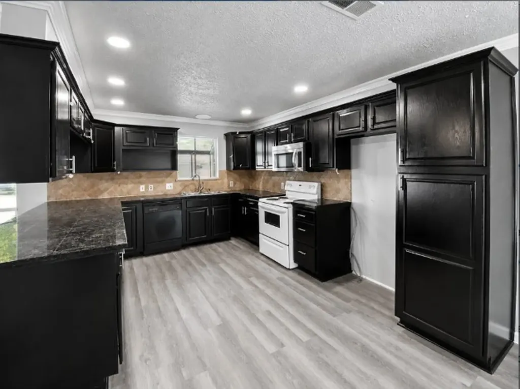 414 Arlington Street Mansfield TX 76063