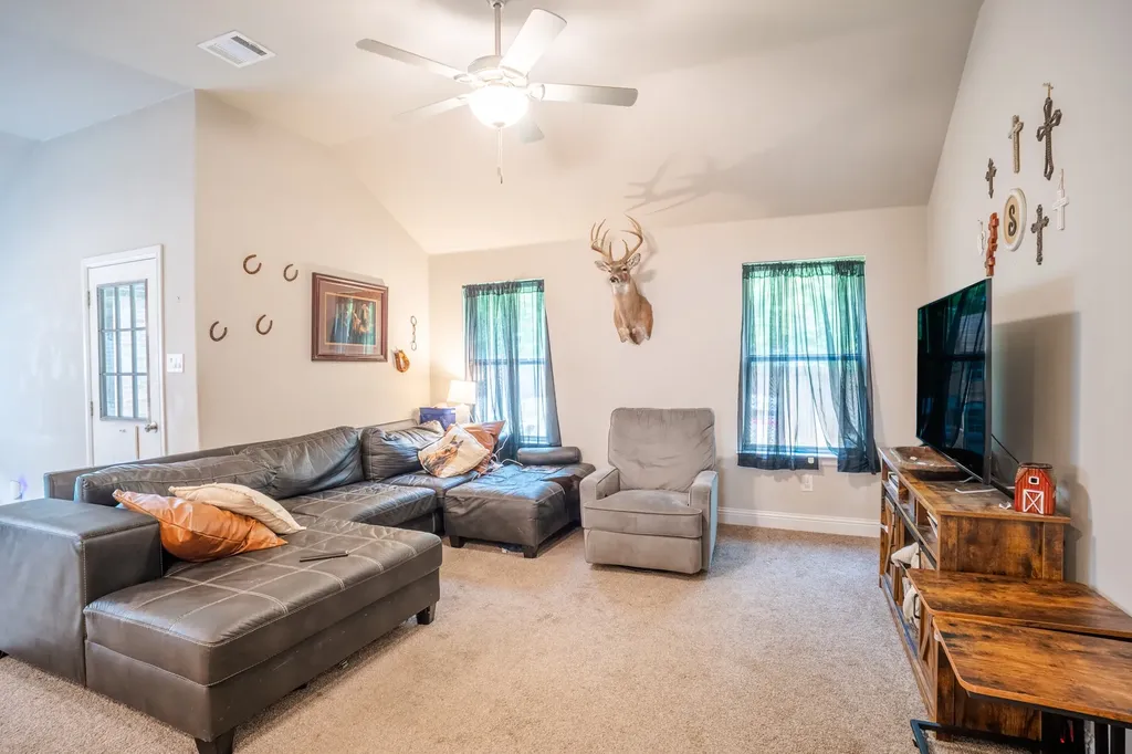 206 Hubbard Street Hillsboro TX 76645