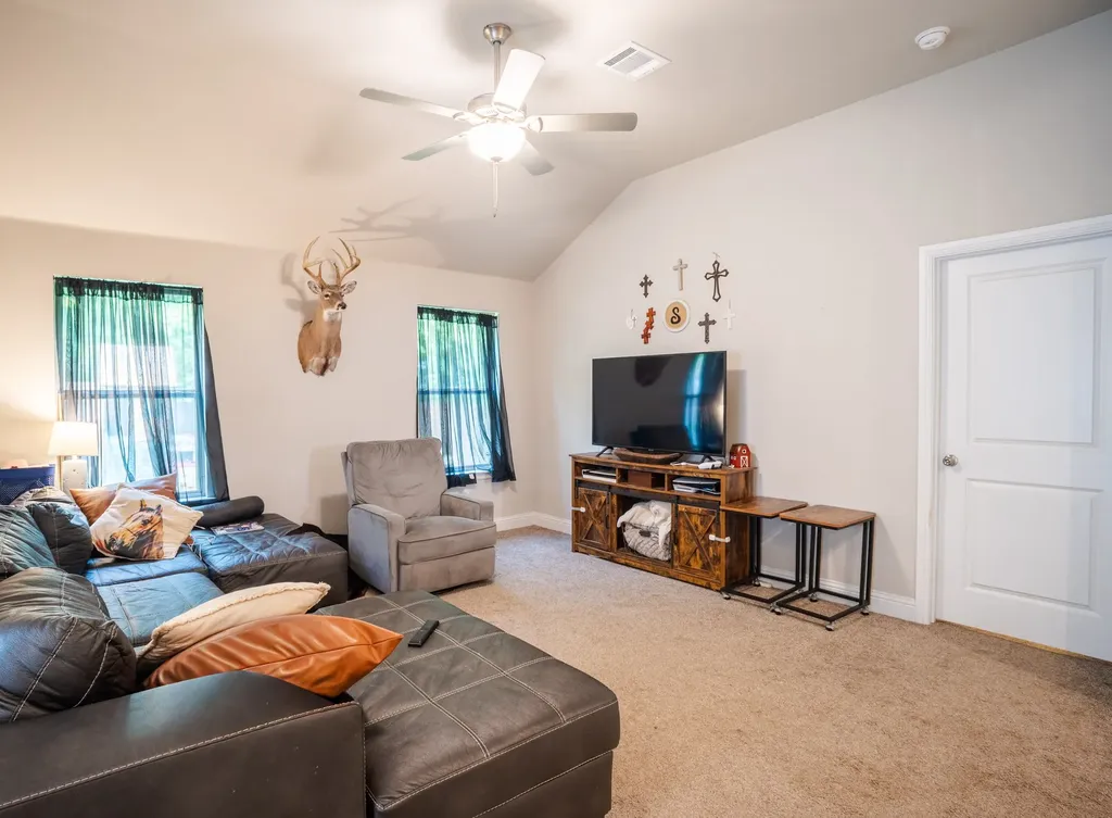 206 Hubbard Street Hillsboro TX 76645