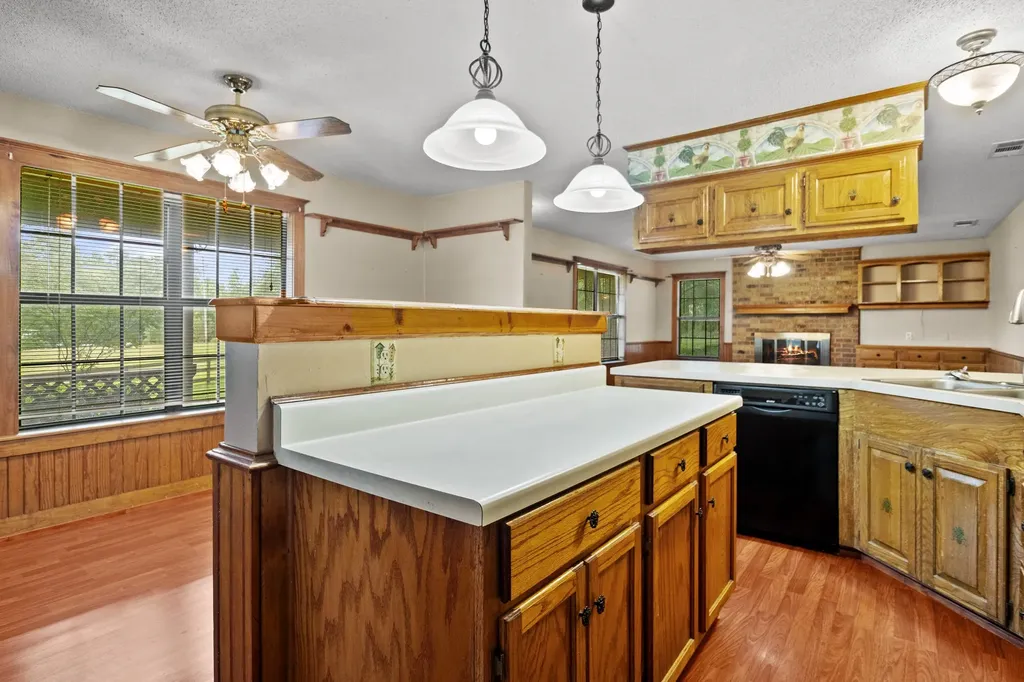 8659 Farm Road 115 Scroggins TX 75480