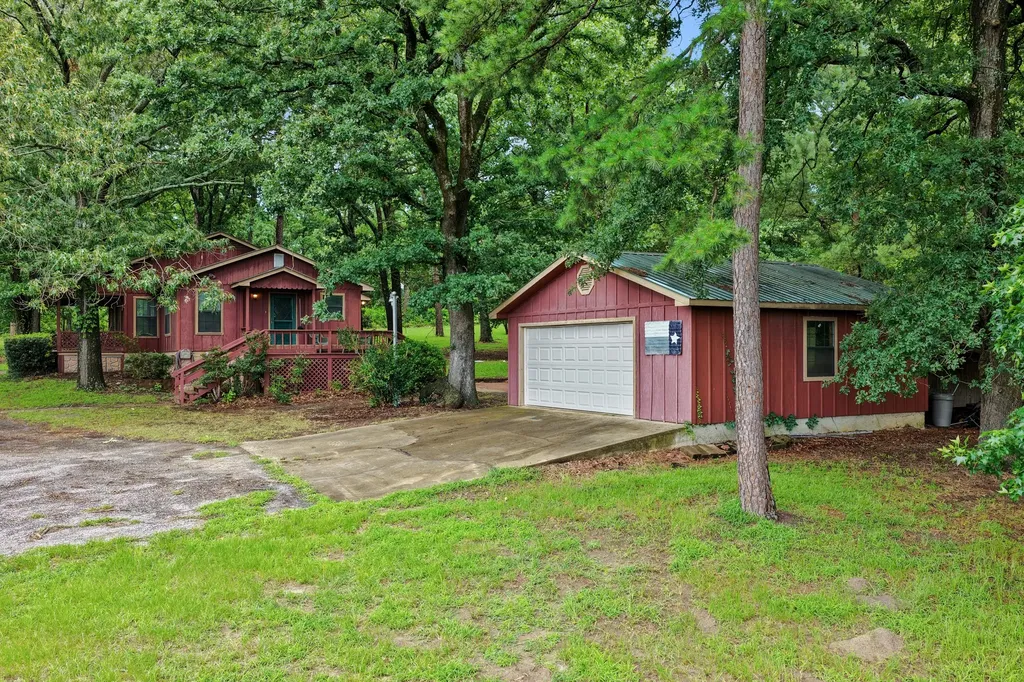 8659 Farm Road 115 Scroggins TX 75480