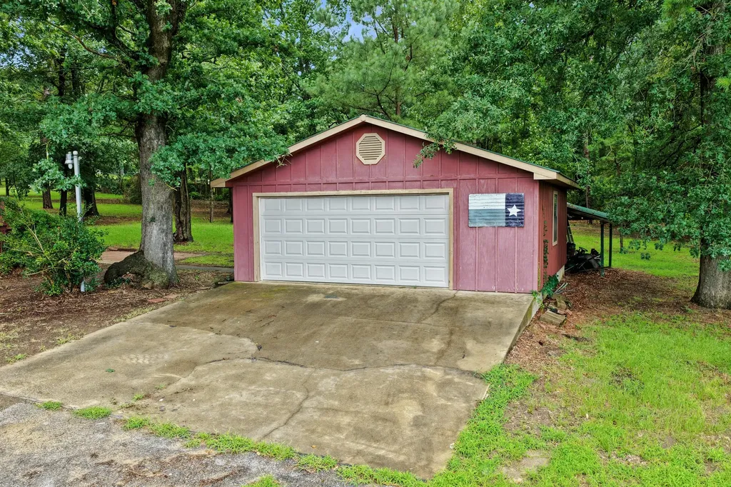 8659 Farm Road 115 Scroggins TX 75480