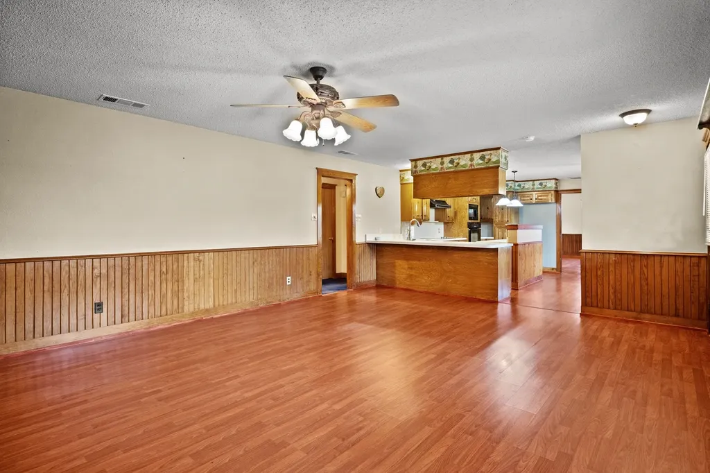 8659 Farm Road 115 Scroggins TX 75480