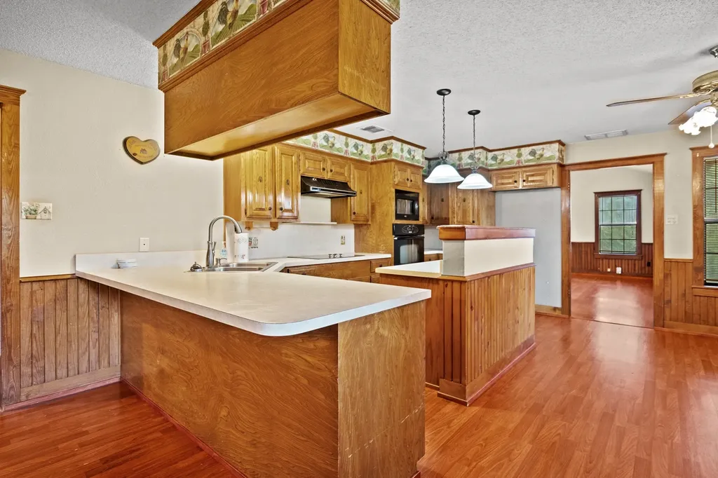 8659 Farm Road 115 Scroggins TX 75480