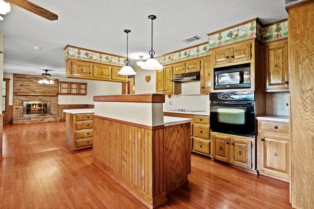 8659 Farm Road 115 Scroggins TX 75480