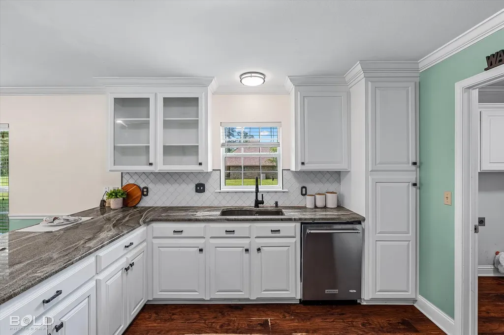 10336 Meadowview Drive Keithville LA 71047